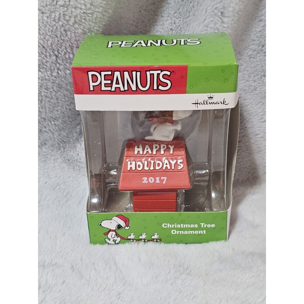 Hallmark Peanuts Snoopy "Happy Holidays 2017" Christmas Tree Ornament In Box